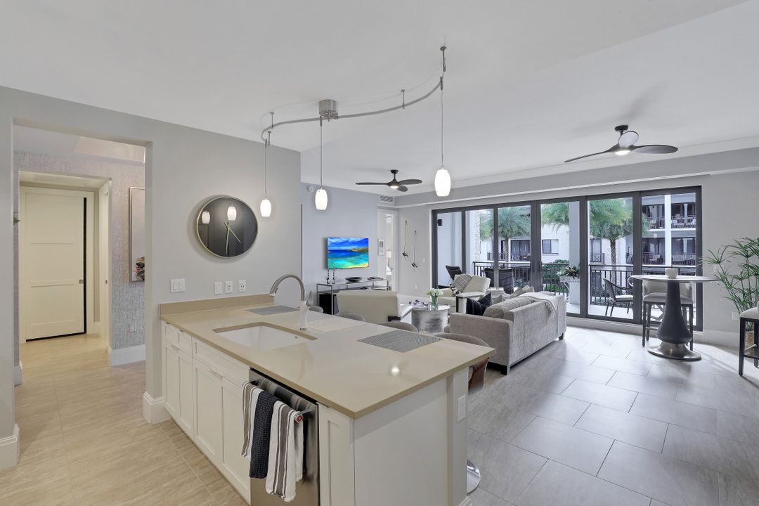 1035 3rd Ave S #318, Naples, FL 34102