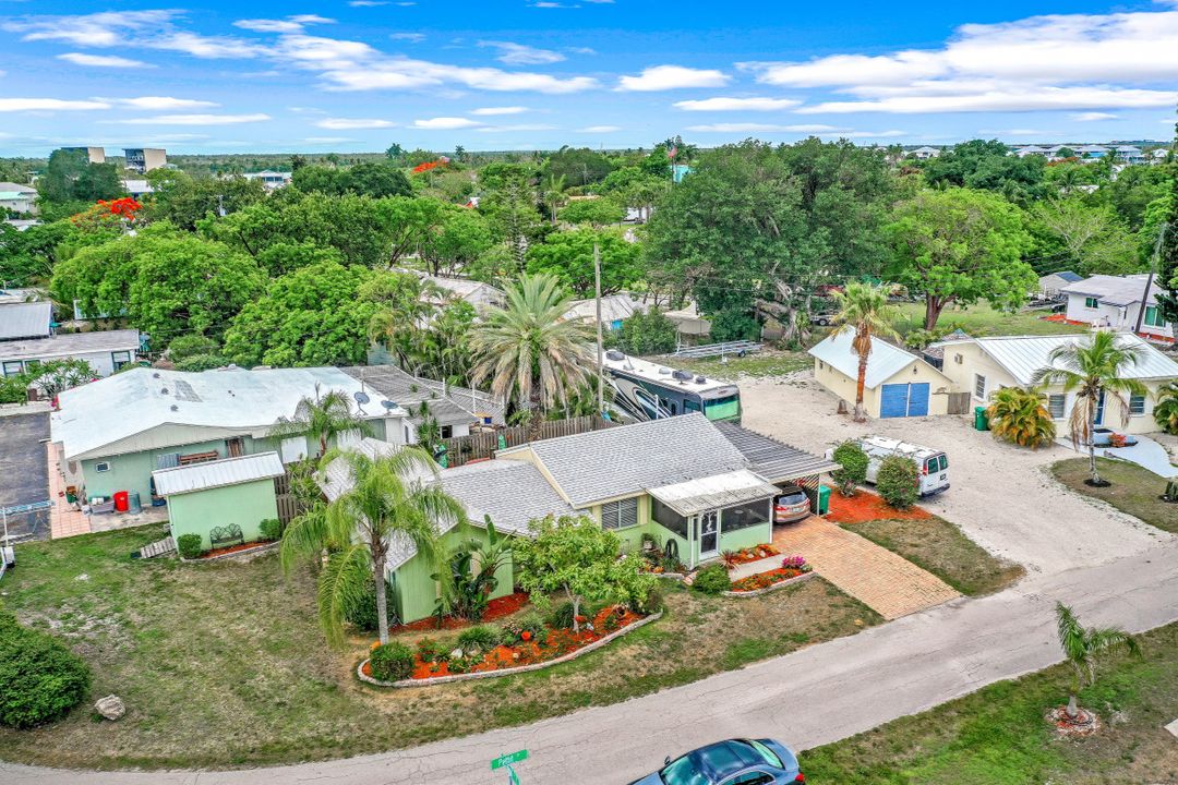 203 Goodland Dr E, Goodland, FL 34140