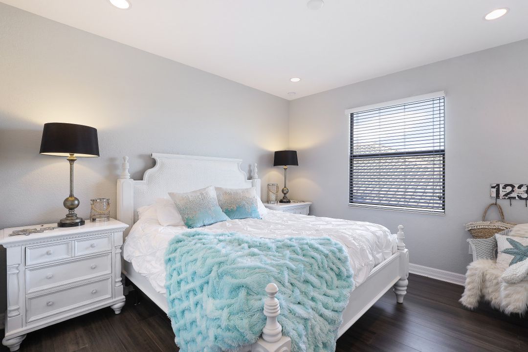 3416 Atlantic Cir, Naples, FL 34119