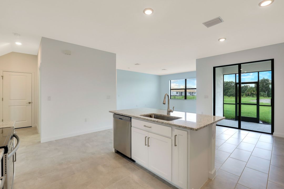 11350 Timber Creek Dr, Fort Myers, FL 33913