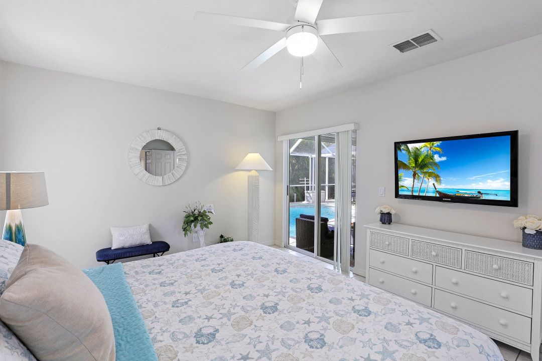 708 Seagrape Dr, Marco Island, FL 34145