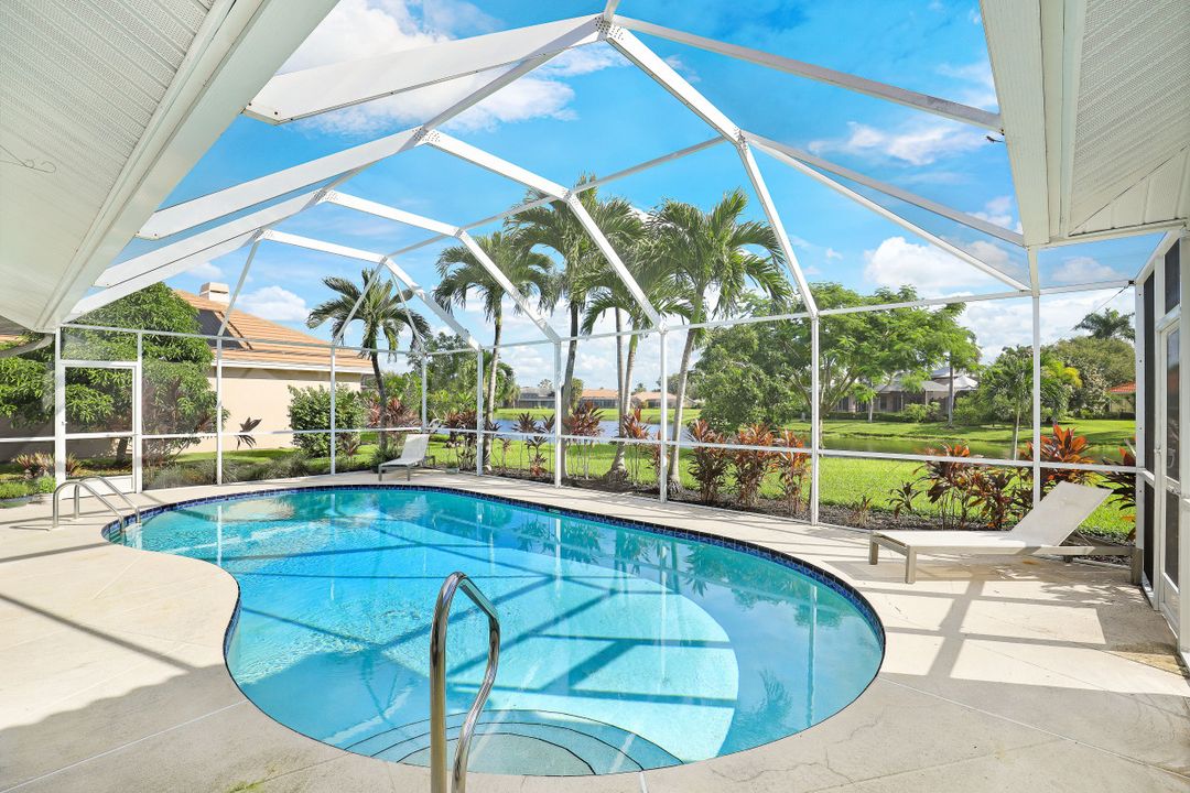 11102 Phoenix Way, Naples, FL 34119