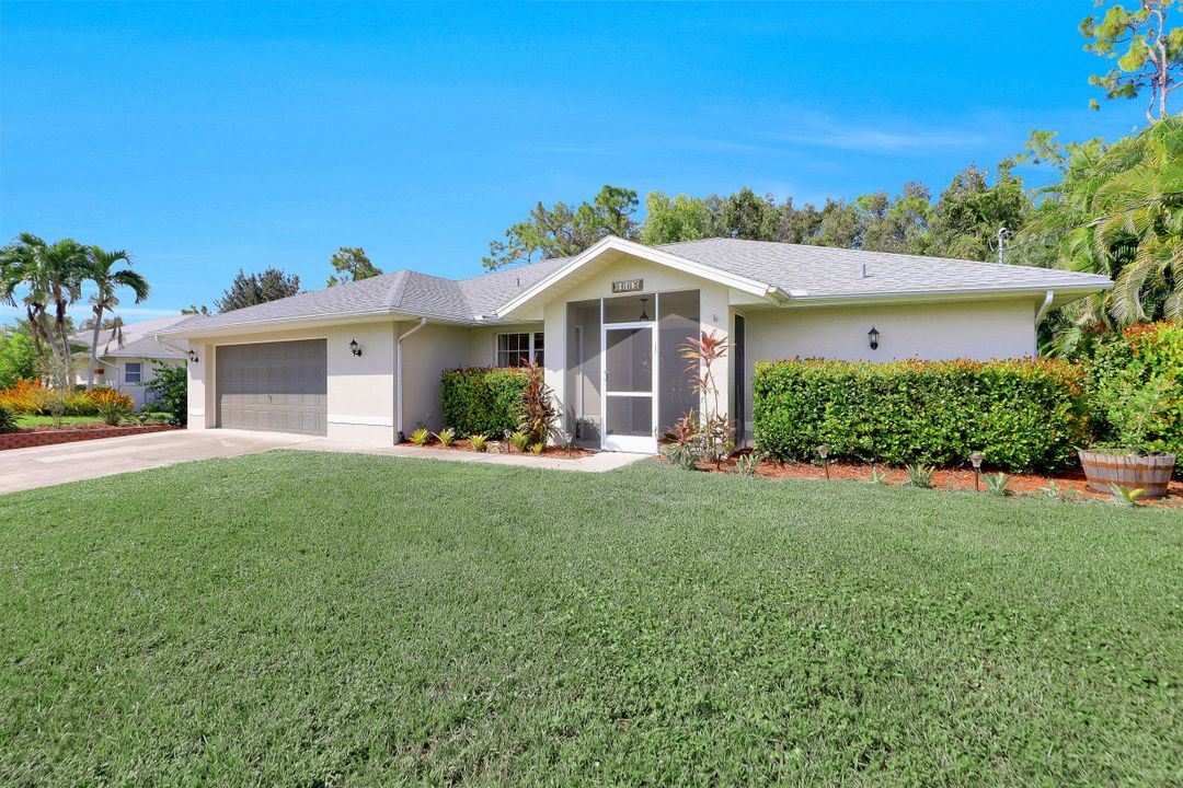 6665 Dabney St, Fort Myers, FL 33966