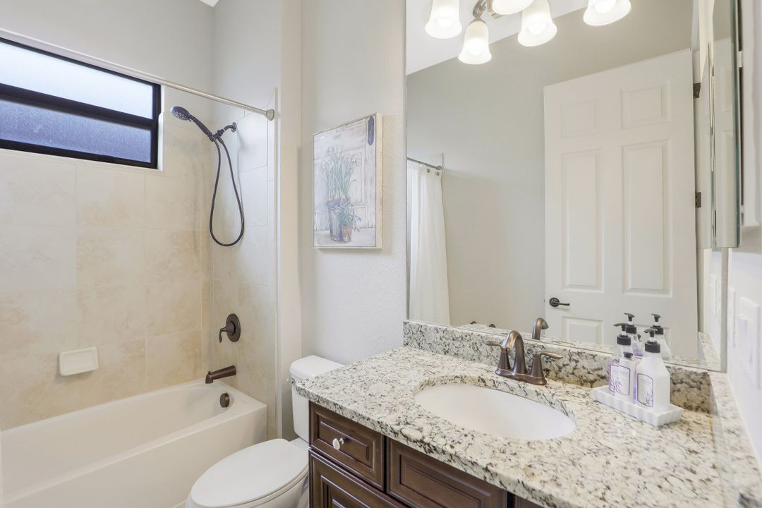 28520 Longford Ct, Bonita Springs, FL 34135