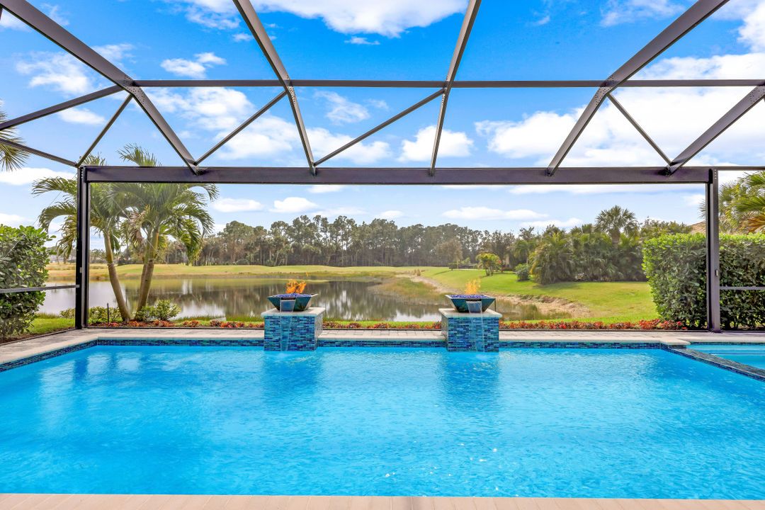 8984 Horned Lark Dr, Naples, FL 34120