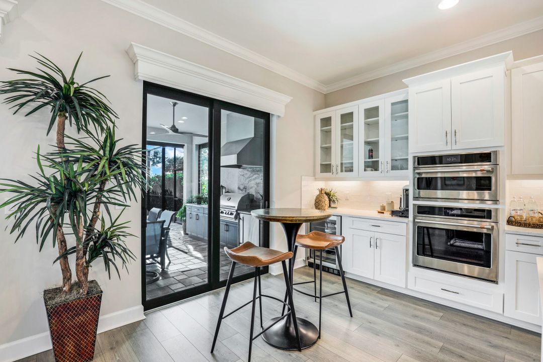 9496 Montelanico Loop, Naples, FL 34119