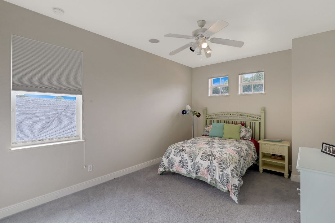 11390 Salix Ct, Fort Myers, FL 33966