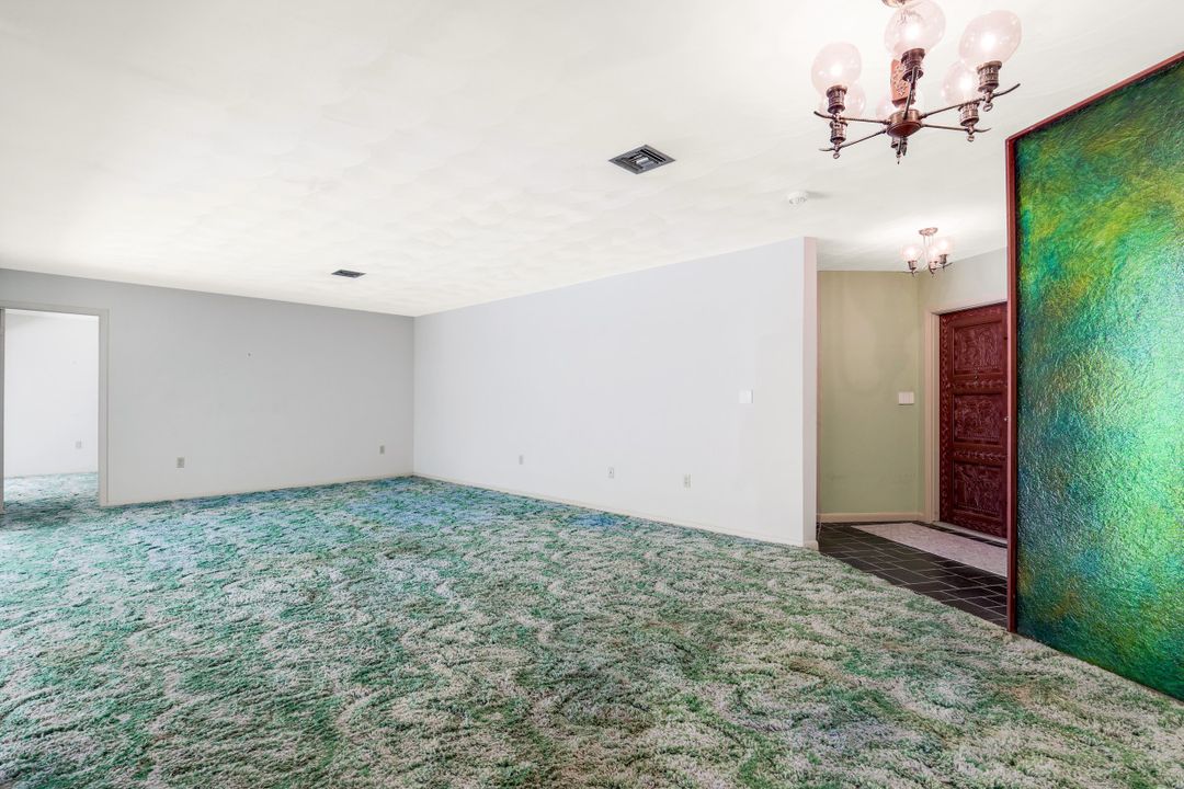 27126 Rue De Paix, Bonita Springs, FL 34135