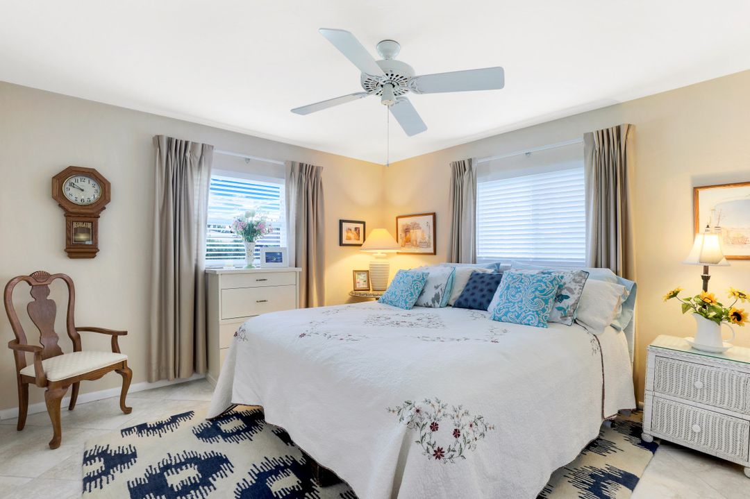 74 9th St, Bonita Springs, FL 34135