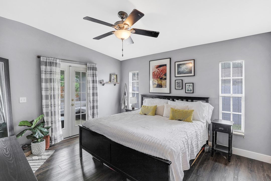 206 Kirtland Dr, Naples, FL 34110