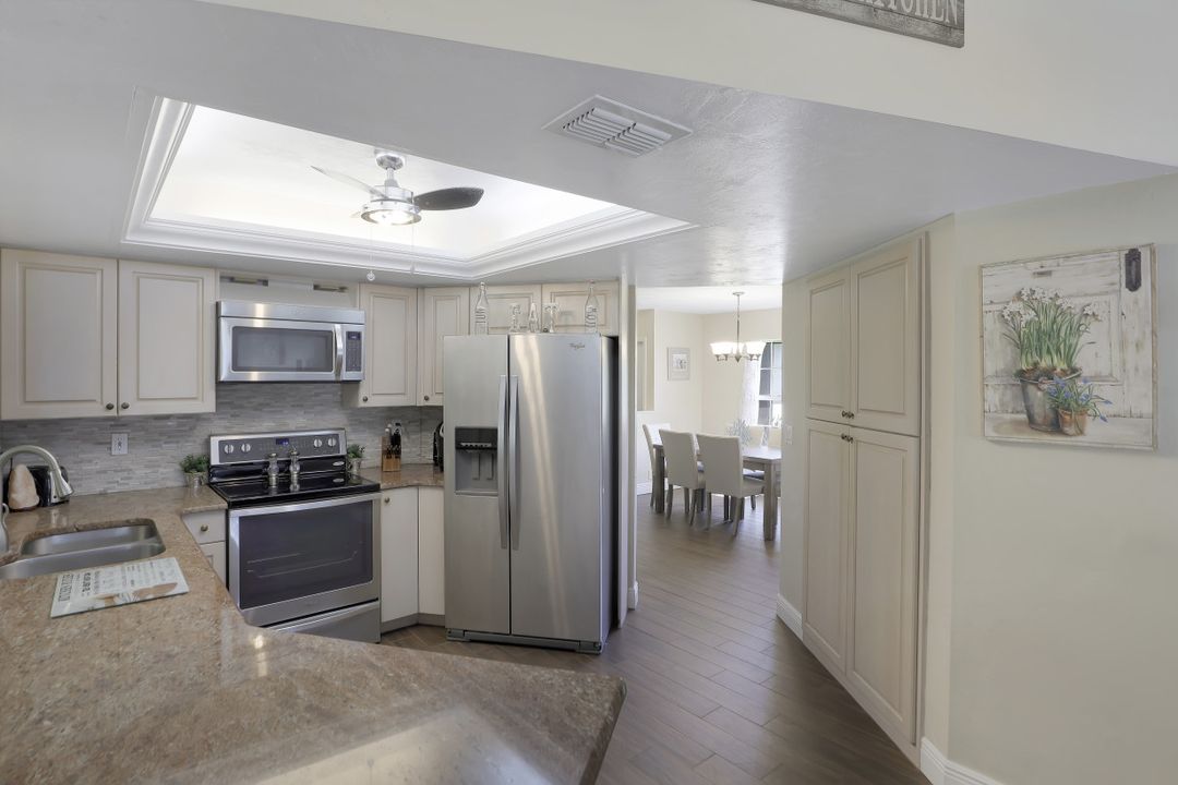 6665 Dabney St, Fort Myers, FL 33966