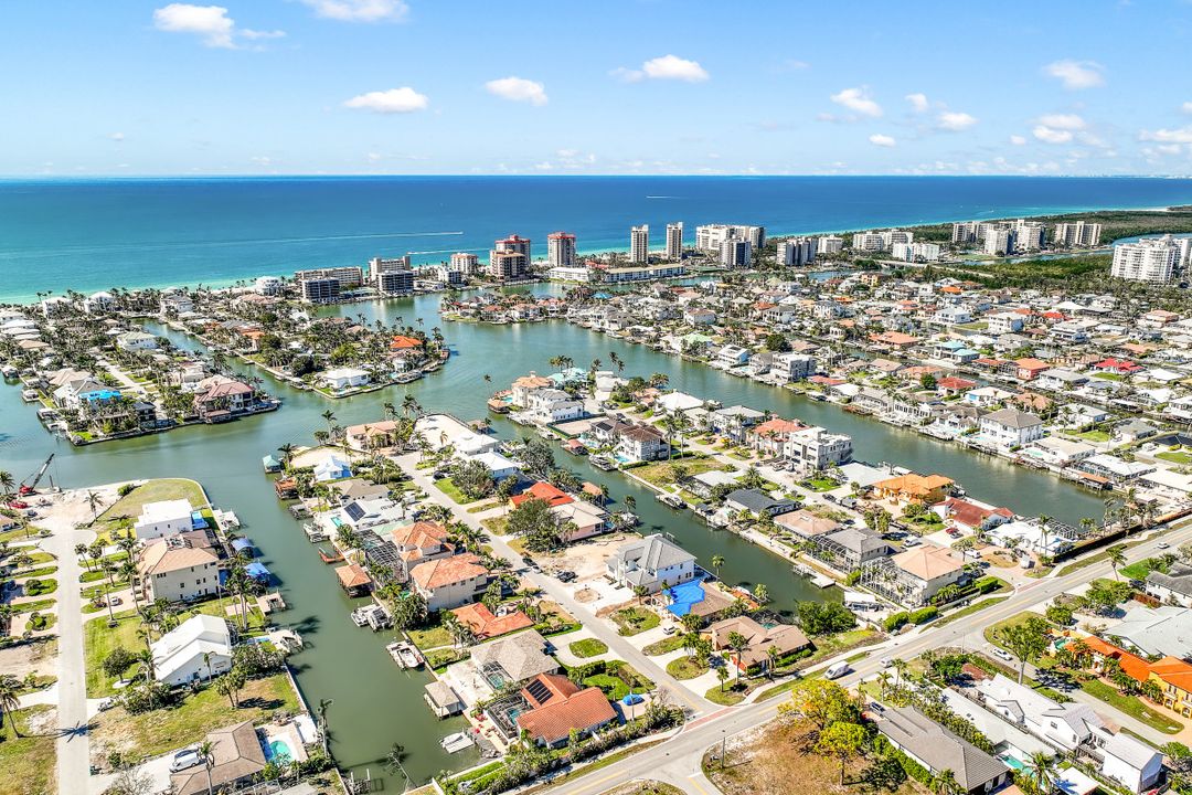 469 Germain Ave, Naples, FL 34108