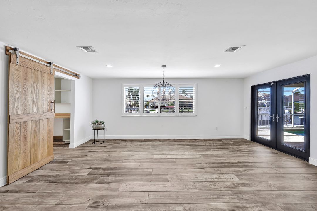 318 Polynesia Ct, Marco Island, FL 34145