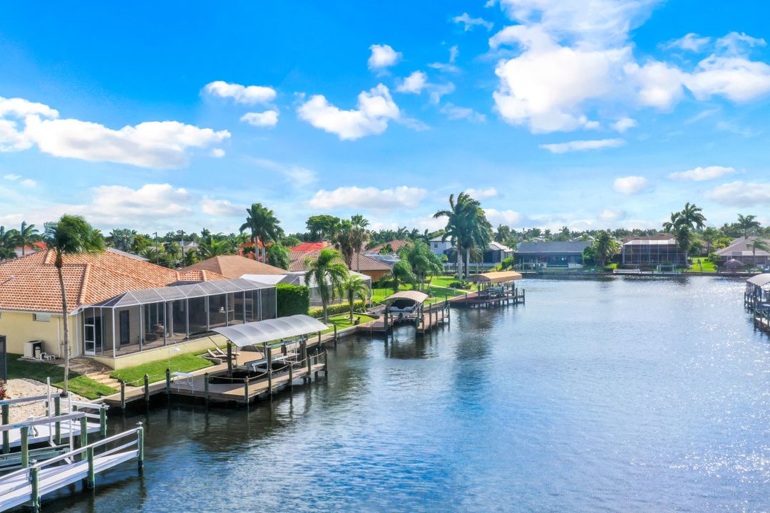 2405 SW 50th St, Cape Coral, FL 33914