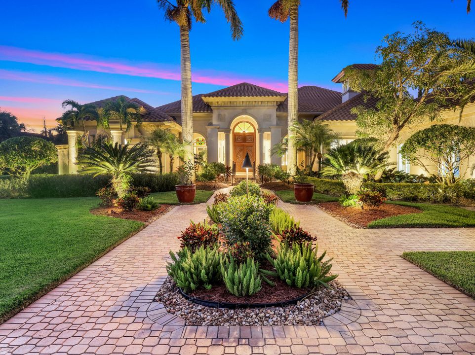 15175 Brolio Way, Naples, FL 34110