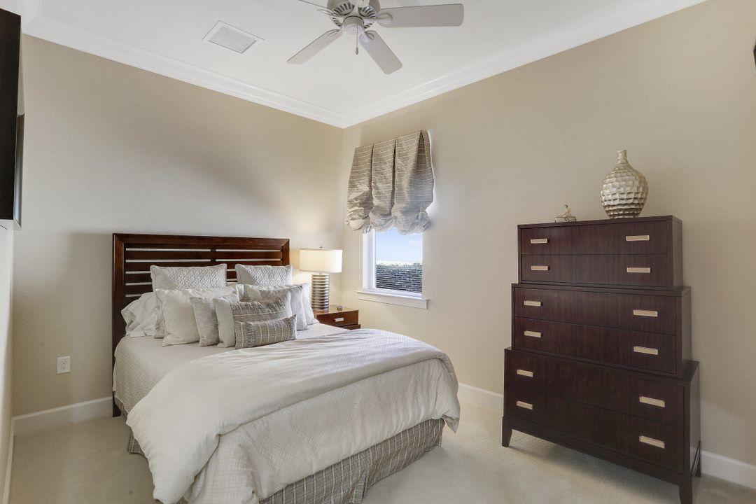 9755 Nickel Ridge Cir, Naples, FL 34120