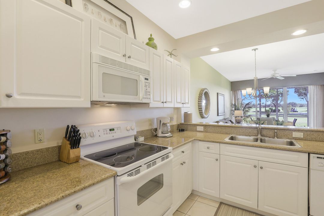 7965 Mahogany Run Ln #312, Naples, FL 34113