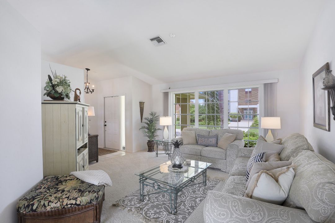 725 Plantation Ct, Marco Island, FL 34145