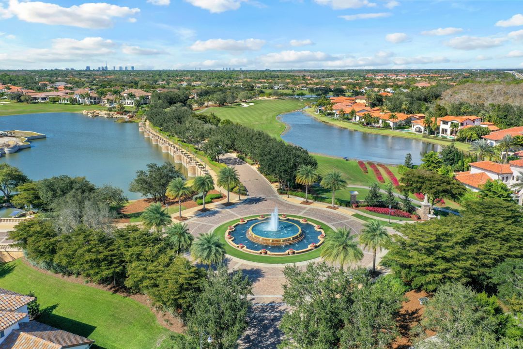 16352 Viansa Way #101, Naples, FL 34110