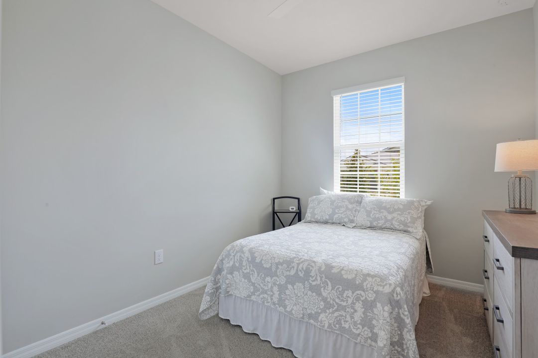 1077 Tranquil Brk Dr, Naples, FL 34114