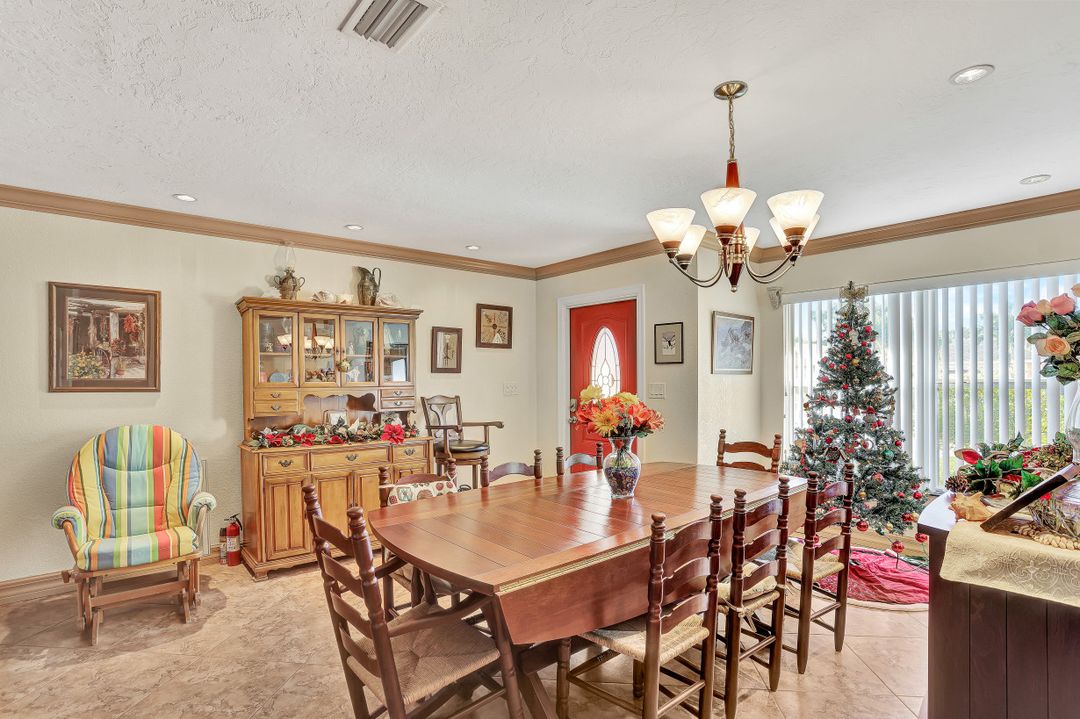 1803 SE 16th St, Cape Coral, FL 33990