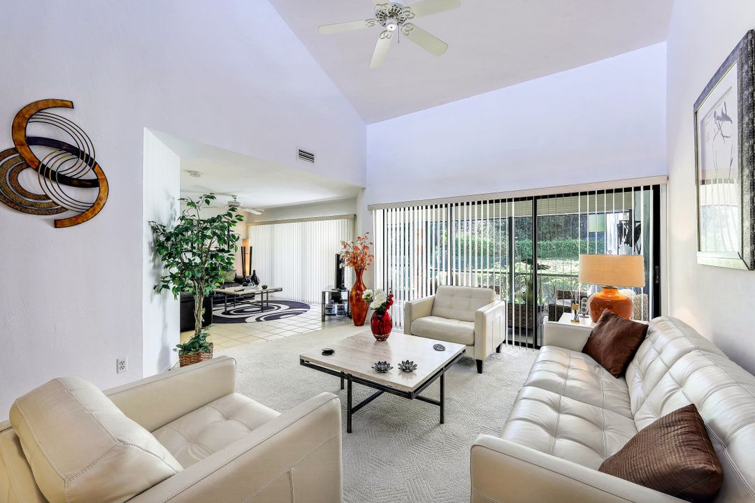 2128 Buckingham Ln, Naples, FL 34112