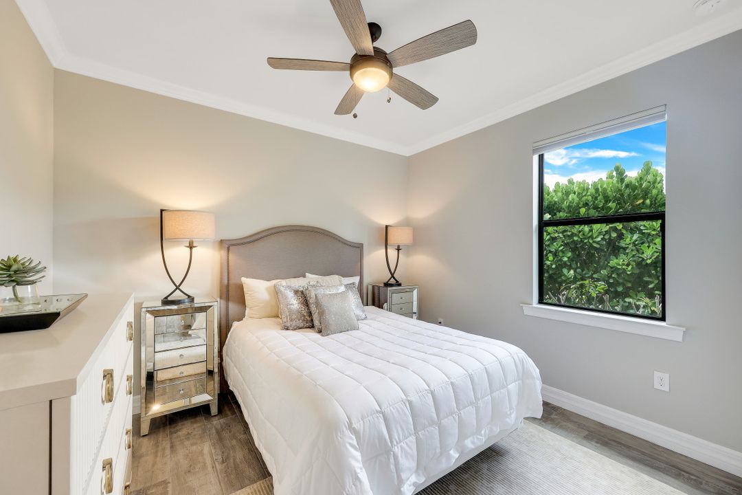 7273 Wilton Dr N, Naples, FL 34109