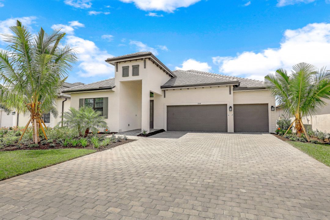 3154 Heather Glen Ct, Naples, FL 34114