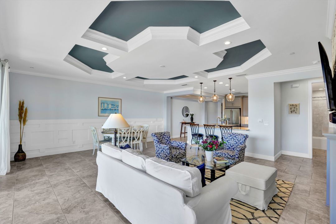 9658 Montelanico Loop #102, Naples, FL 34119