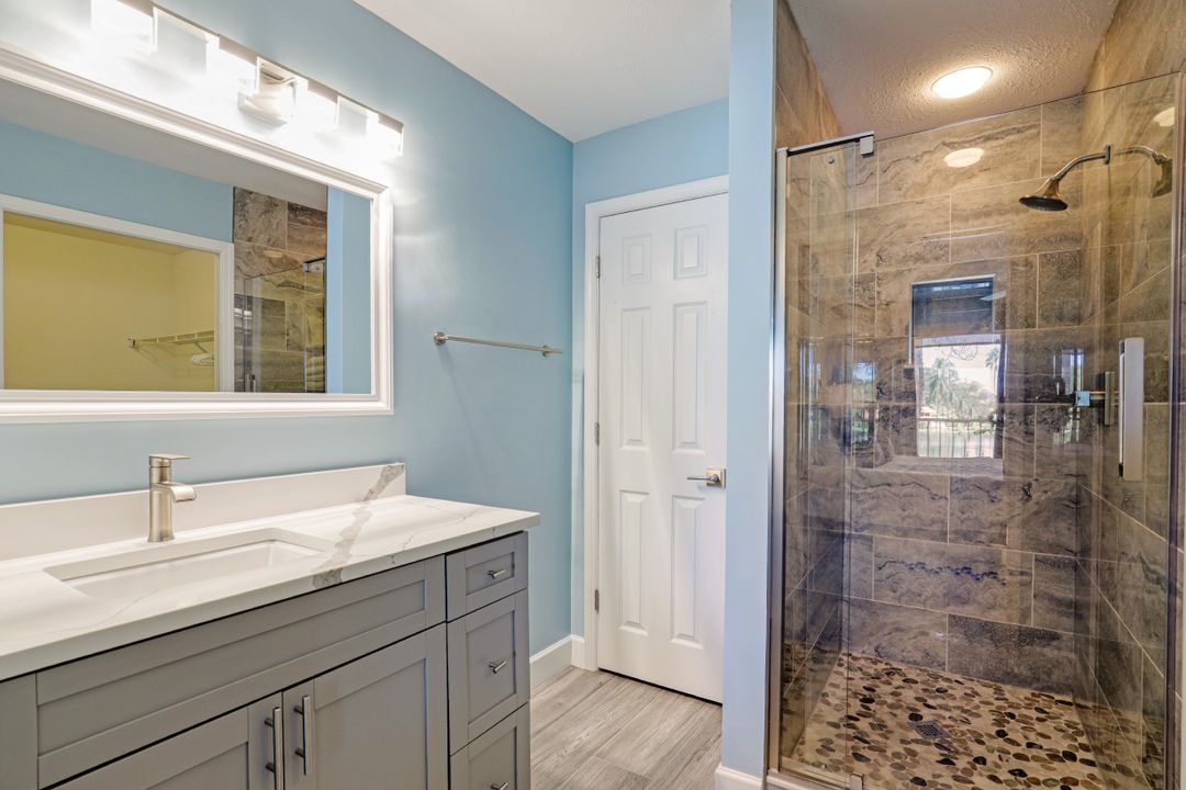 2348 Hidden Lake Dr #702, Naples, FL 34112