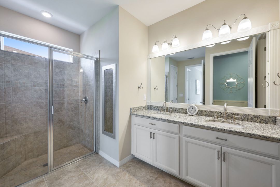 3310 NW 1st Terrace, Cape Coral, FL 33993