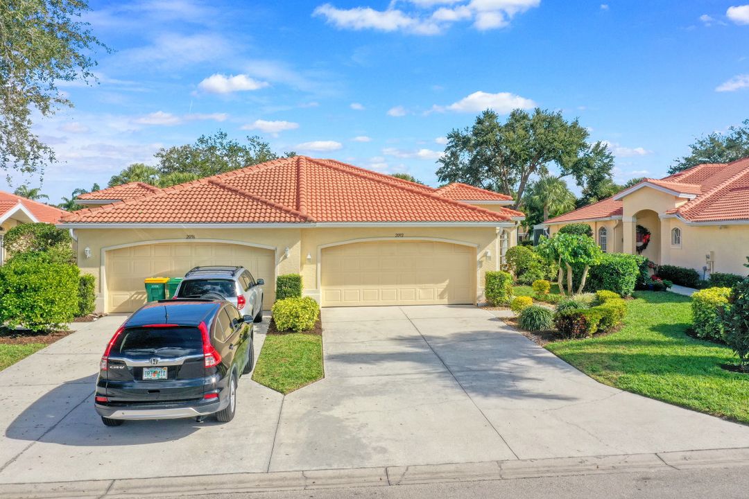2092 Crestview Way, Naples, FL 34119