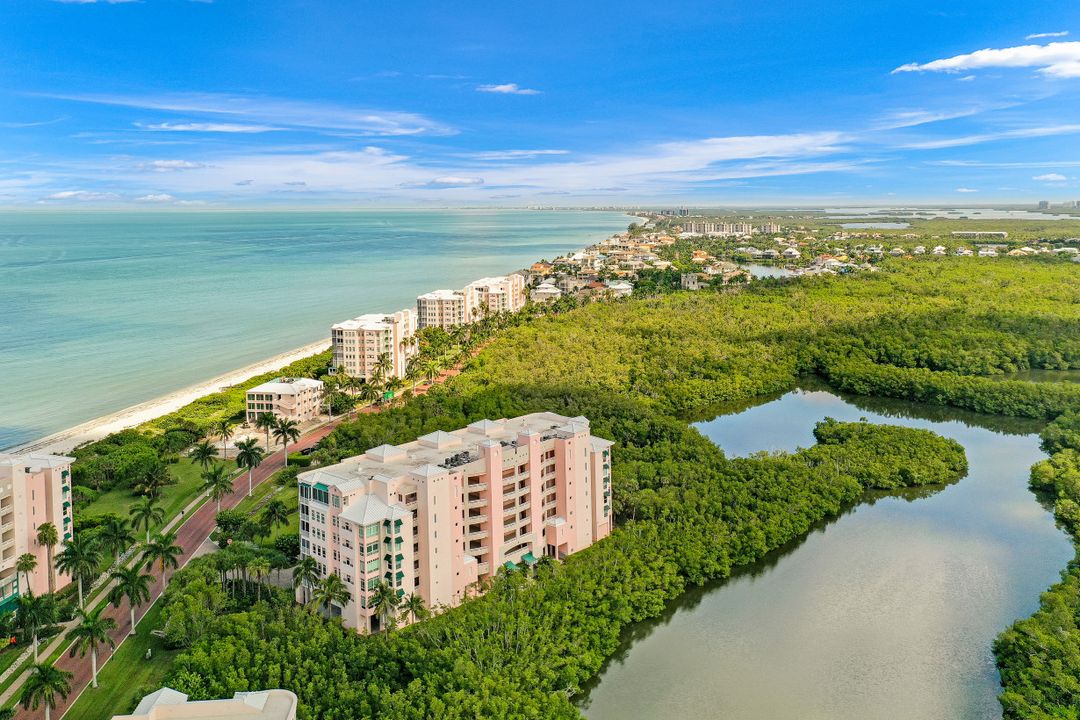 260 Barefoot Beach Blvd #204, Bonita Springs, FL 34134