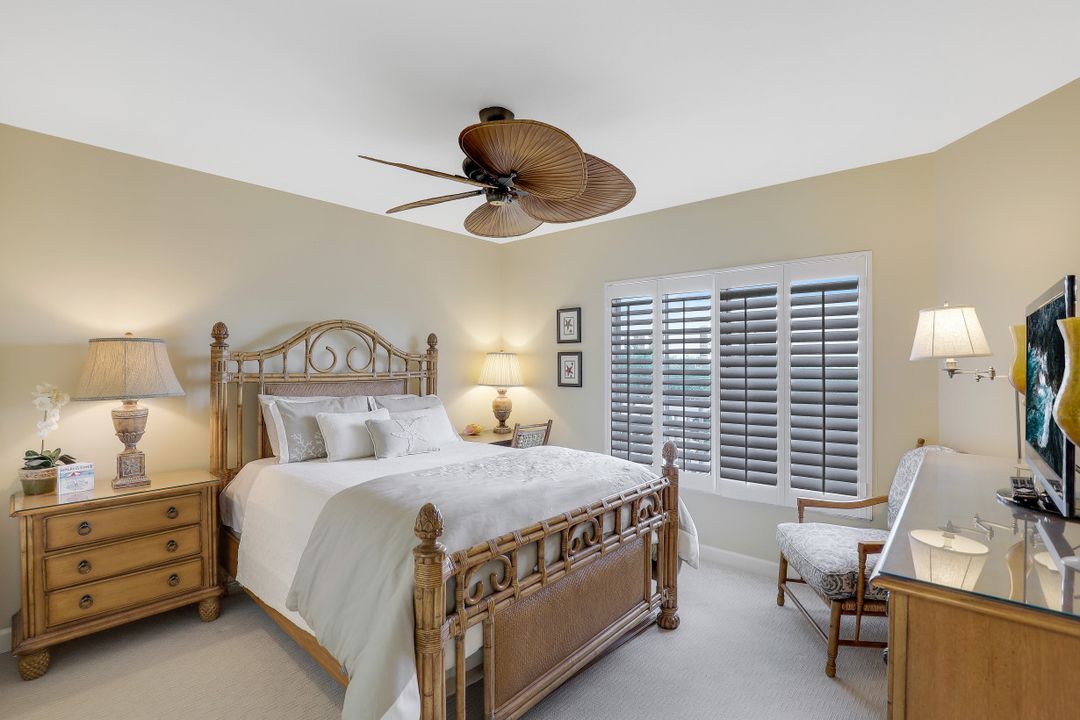 13105 Vanderbilt Dr #408, Naples, FL 34110