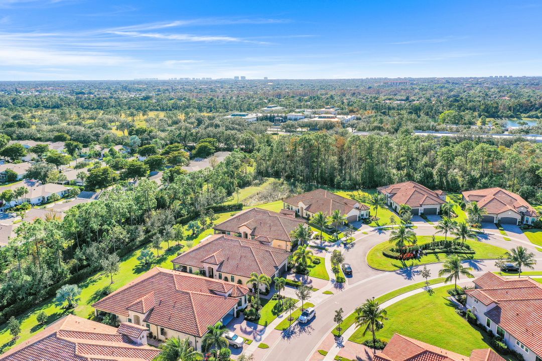 9169 Isla Bella Cir, Bonita Springs, FL 34135