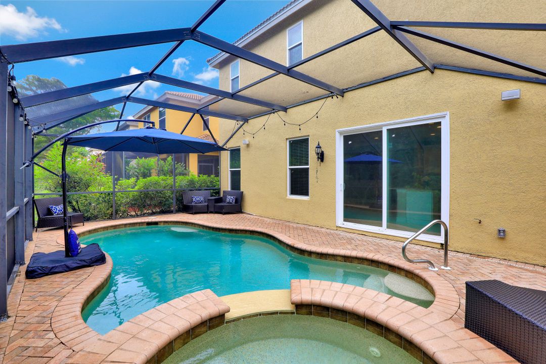 10237 S Silver Palm Dr, Estero, FL 33928