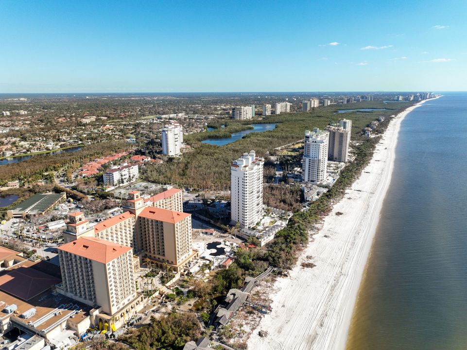 400 Flagship Dr, Naples, FL 34108