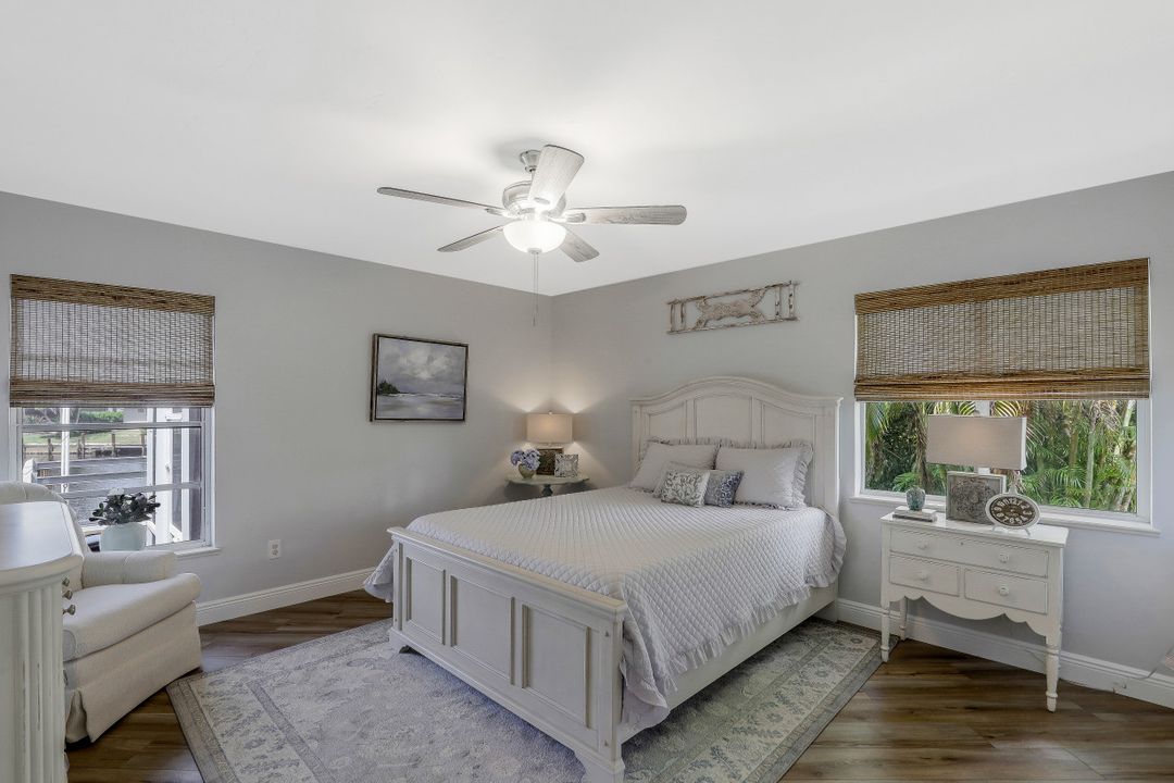 278 Seminole Ct, Marco Island, FL 34145