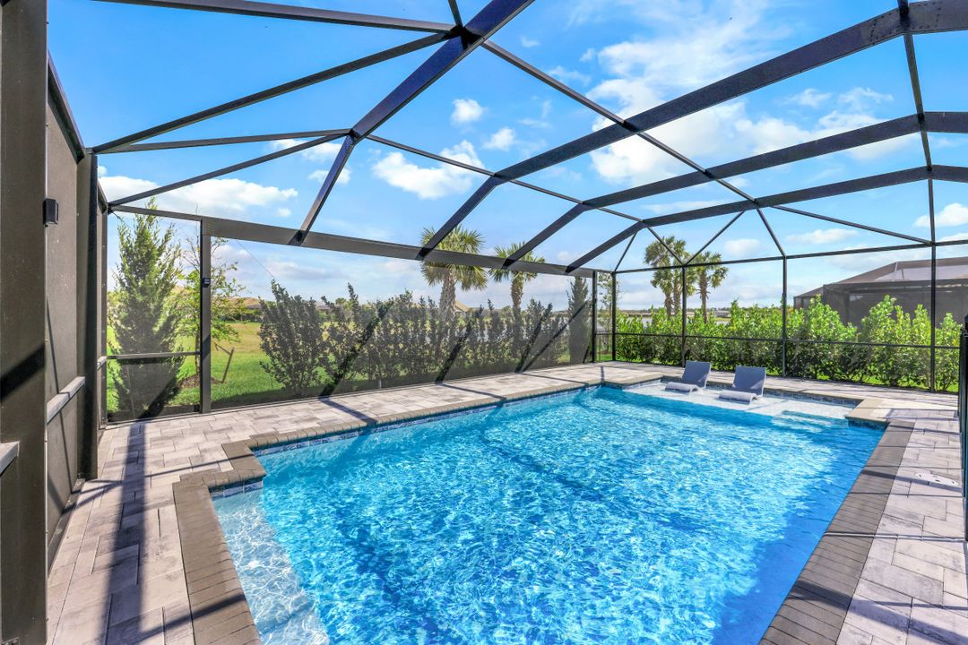 19835 Beechcrest Pl, Estero, FL 33928