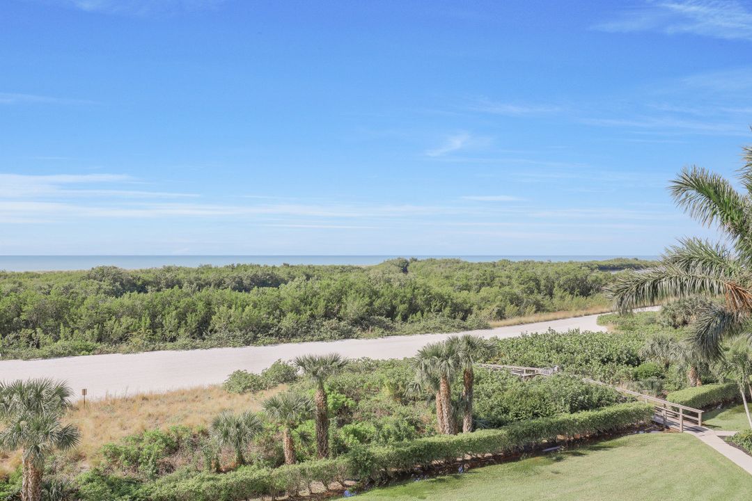 380 Seaview Ct #410, Marco Island, FL 34145