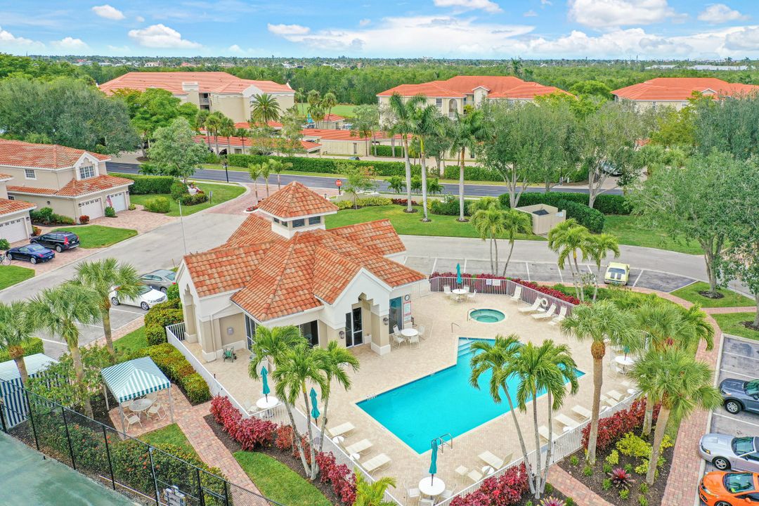 3584 Windjammer Cir #1703, Naples, FL 34112