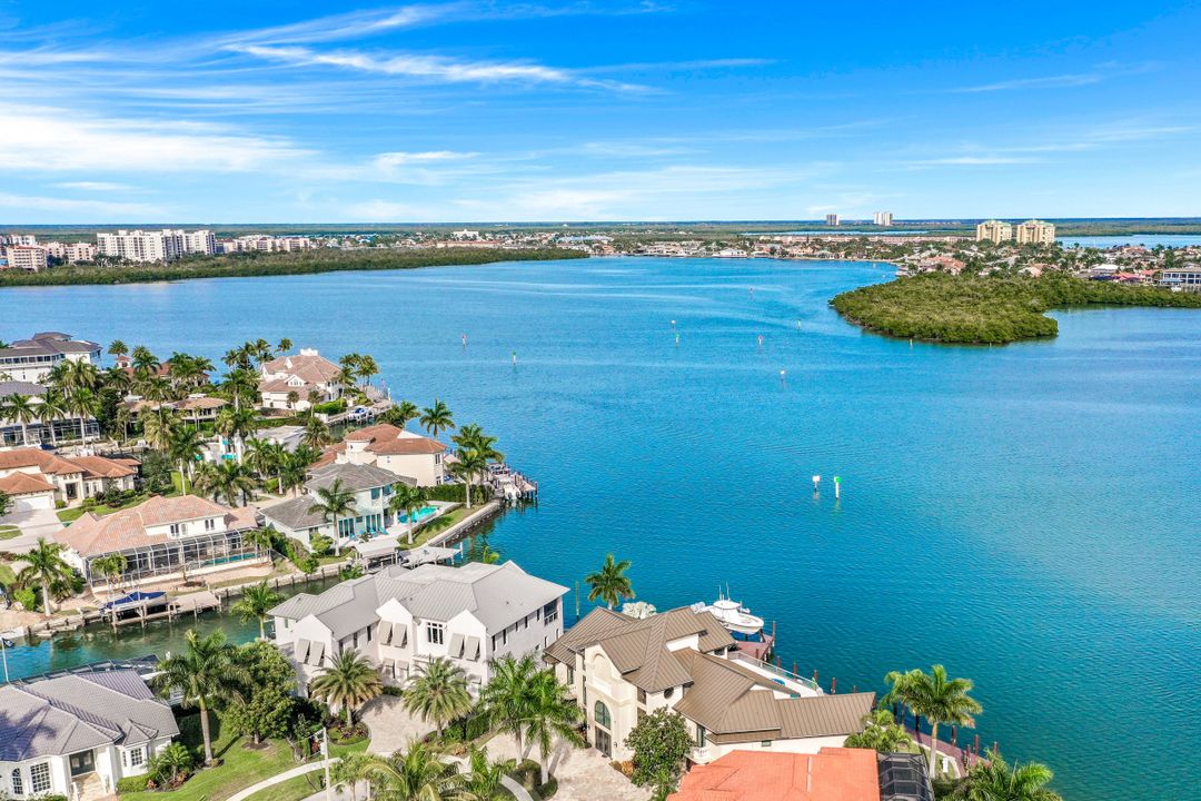 495 Thorpe Ct, Marco Island, FL 34145