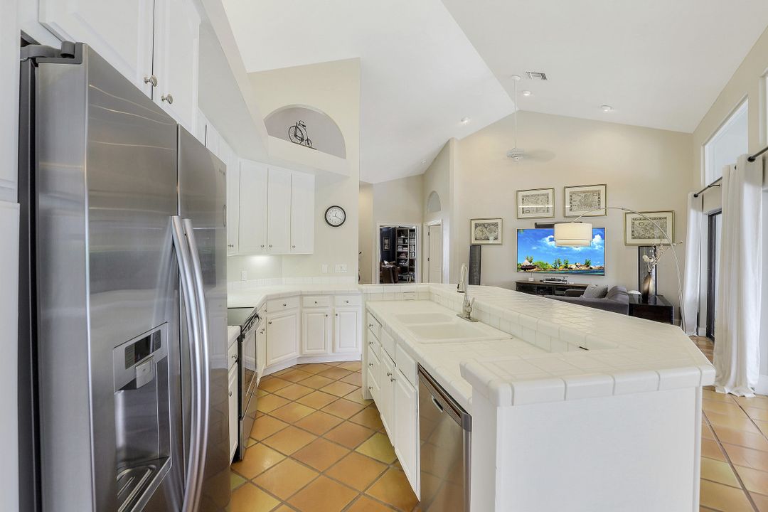 631 Lewis Ct, Marco Island, FL 34145