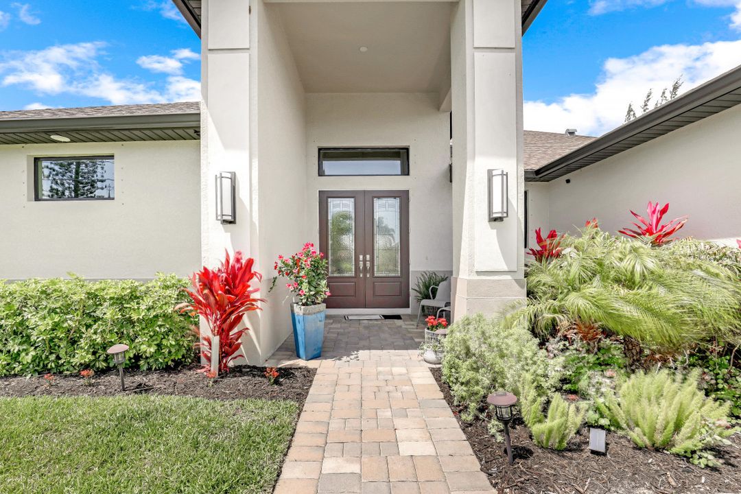 1321 SW 15th Terrace, Cape Coral, FL 33991