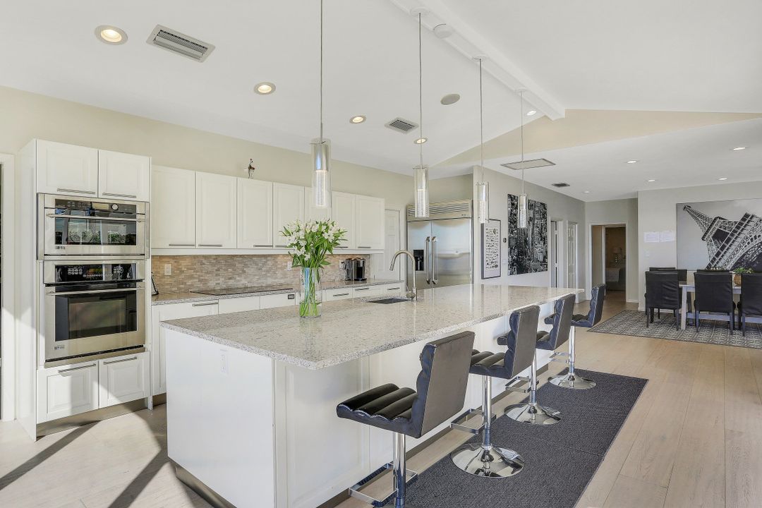 1028 W Inlet Dr, Marco Island, FL 34145