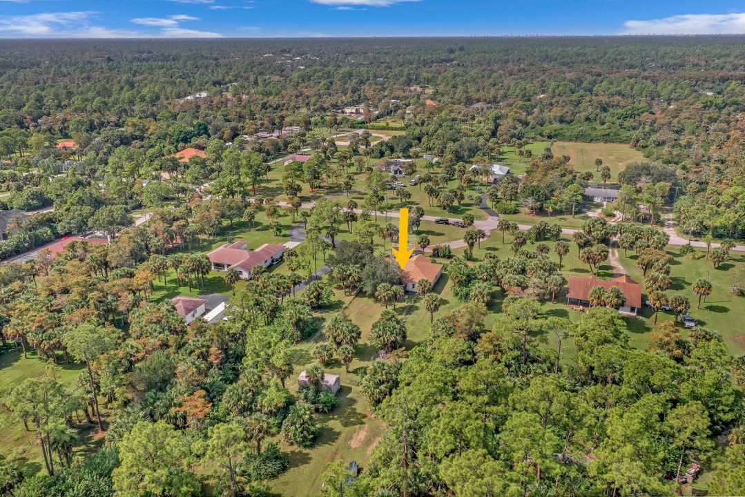 330 17th St SW, Naples, FL 34117