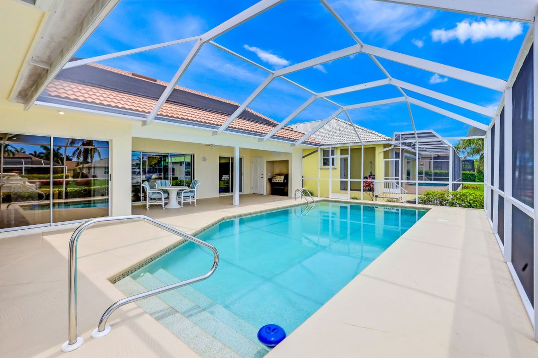 370 Capistrano Ct, Marco Island, FL 34145