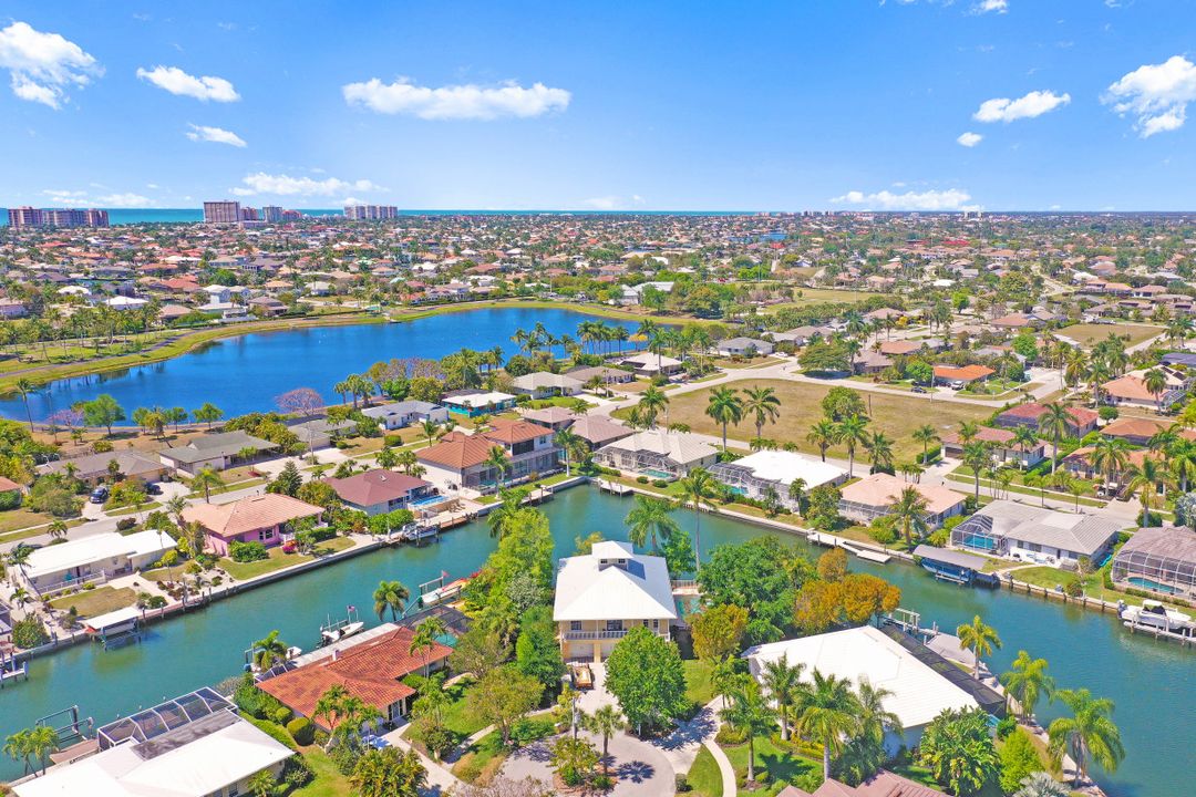 412 Barcelona Ct, Marco Island, FL 34145