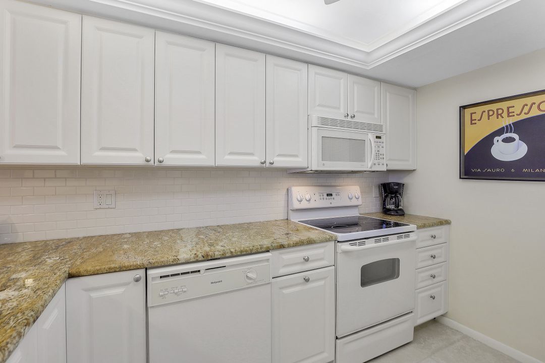 25870 Hickory Blvd #704, Bonita Springs, FL 34134