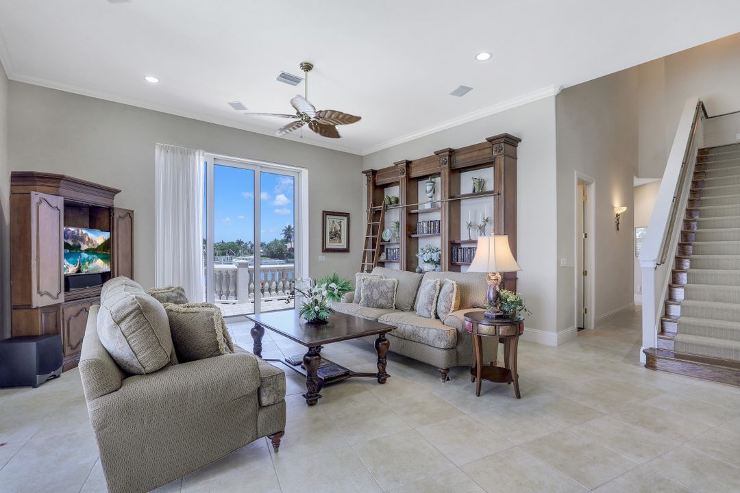 1404 Butterfield Ct, Marco Island, FL 34145